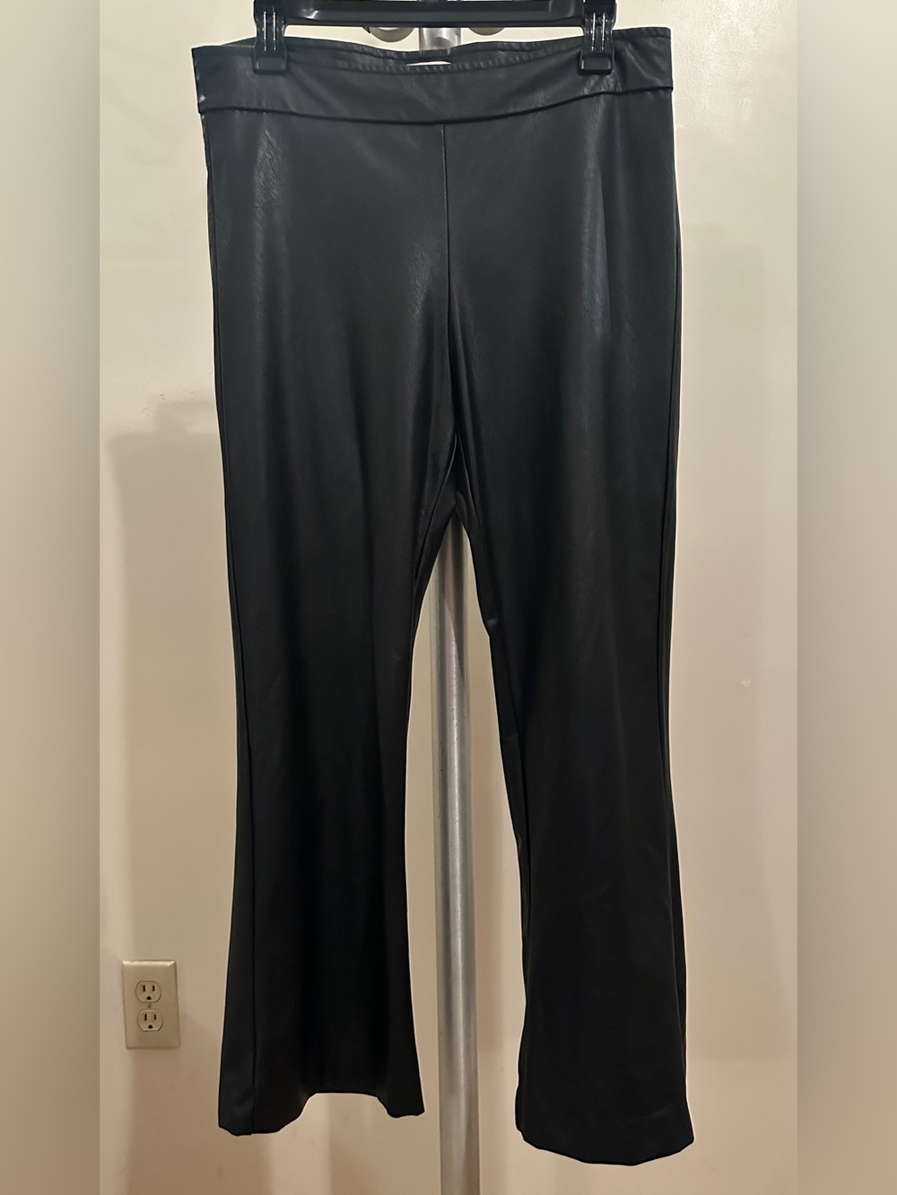 Avenue Montaigne Women’s Black Faux Leather Flare Pants